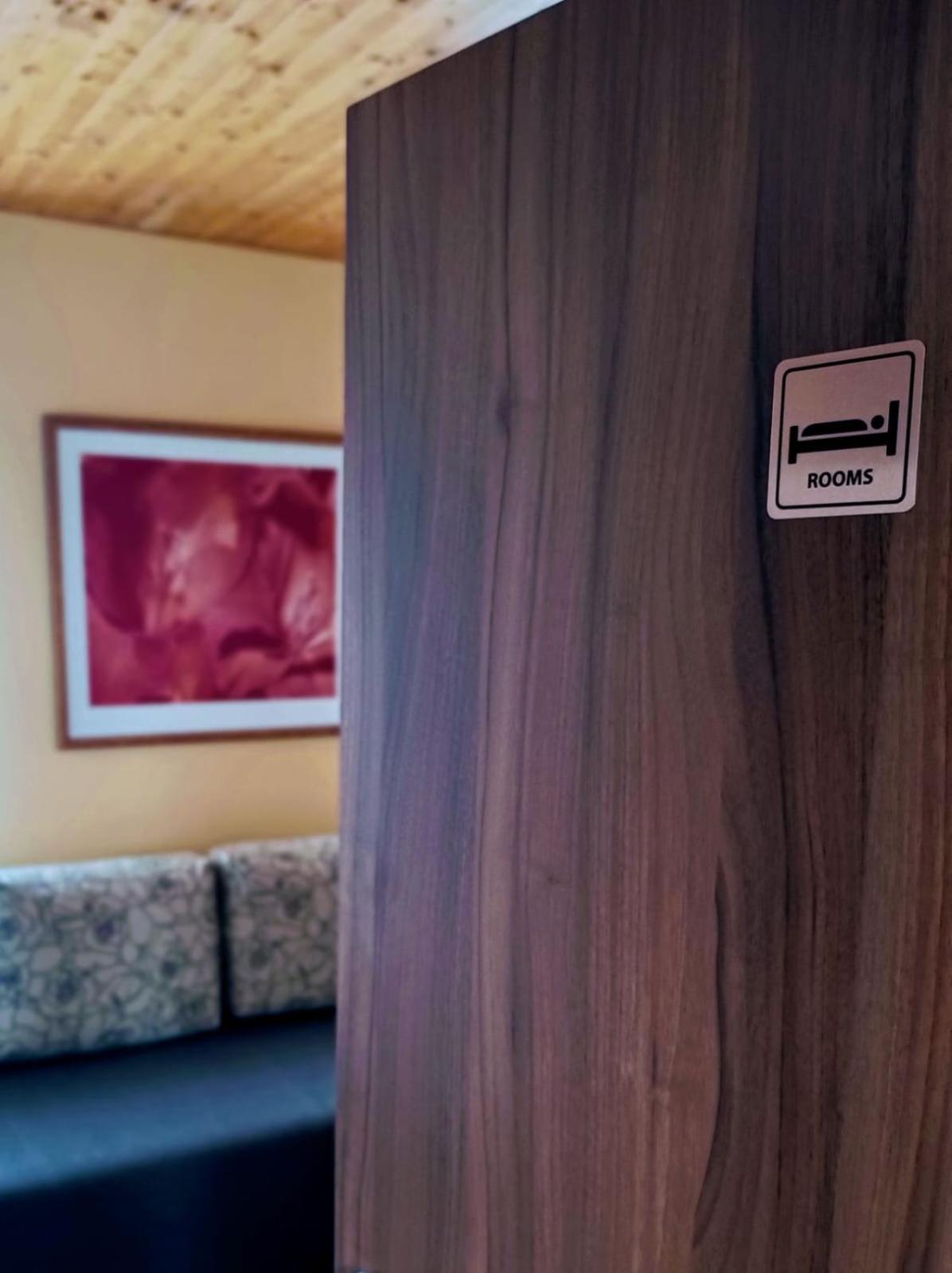 Guest House Sherpa Moravská Třebová Dış mekan fotoğraf